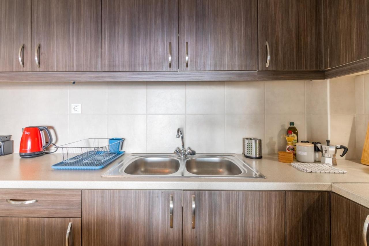 Ferienwohnung City Center With Free Parking And Port Side View Iraklio Exterior foto